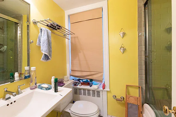 Rented by Double R Ventures LLC | media 19