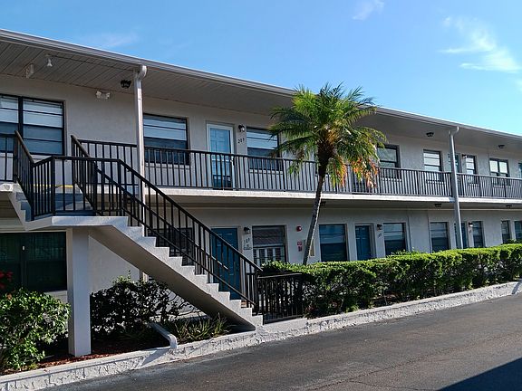 2nd image of 5967 Terrace Park Dr N Unit 209