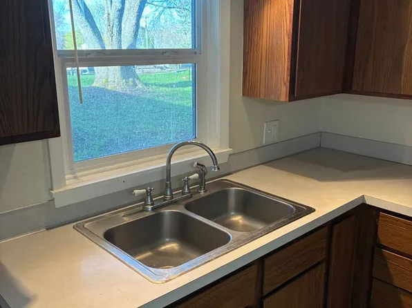 9plex Cedar run, 6444 Cedar Run Rd APT 3, Traverse City, MI 49684