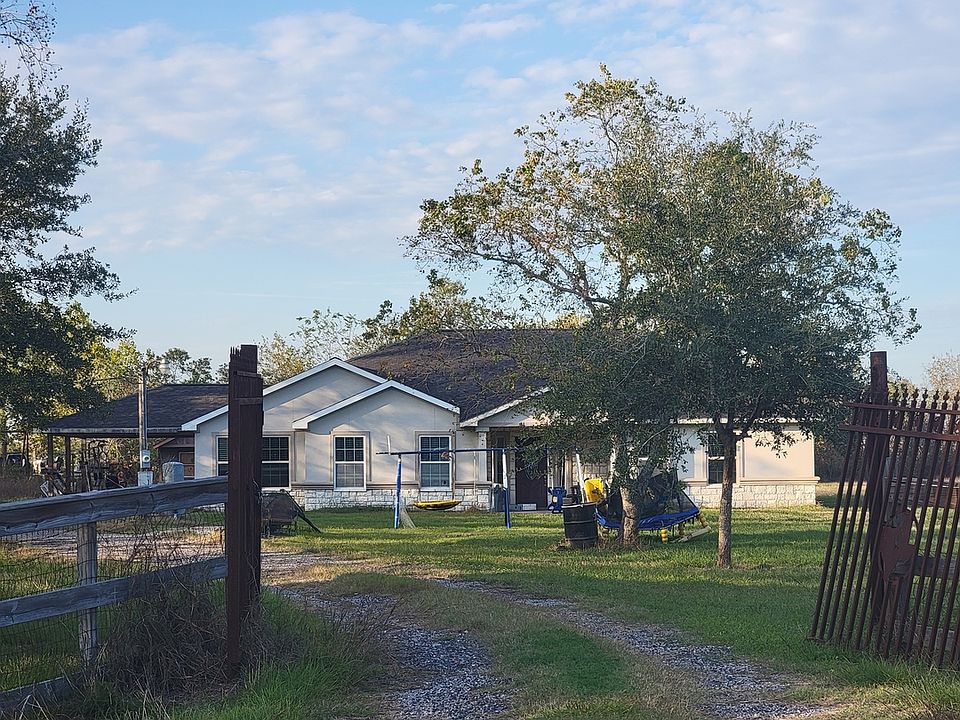2nd image of 1499 County Road 393b