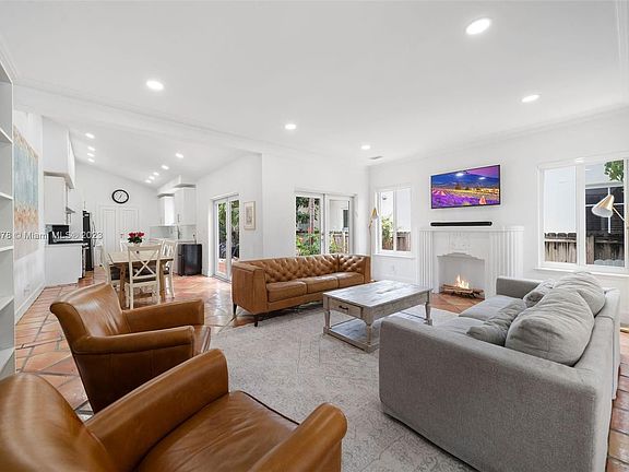 5th image of 1226 Lenox Ave