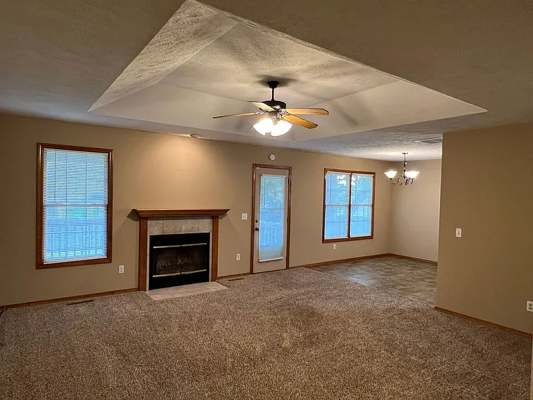 3109 W Morningside St — Photo 2
