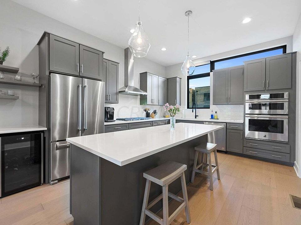 1st image of 271 Neruda Ave