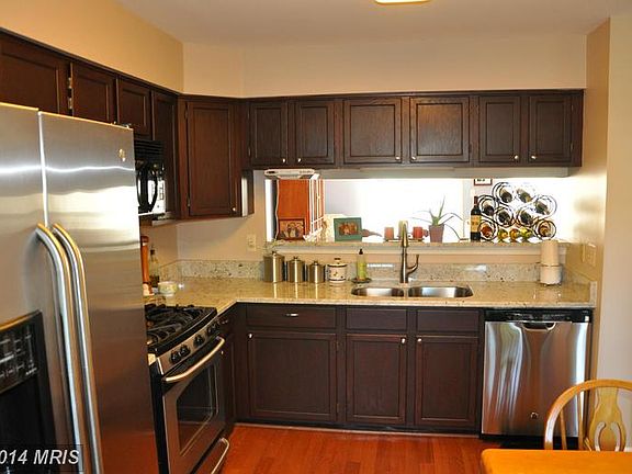 4th image of 4224 Kenton Cir