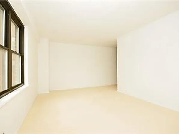 415 Grand Street image 1 of 7