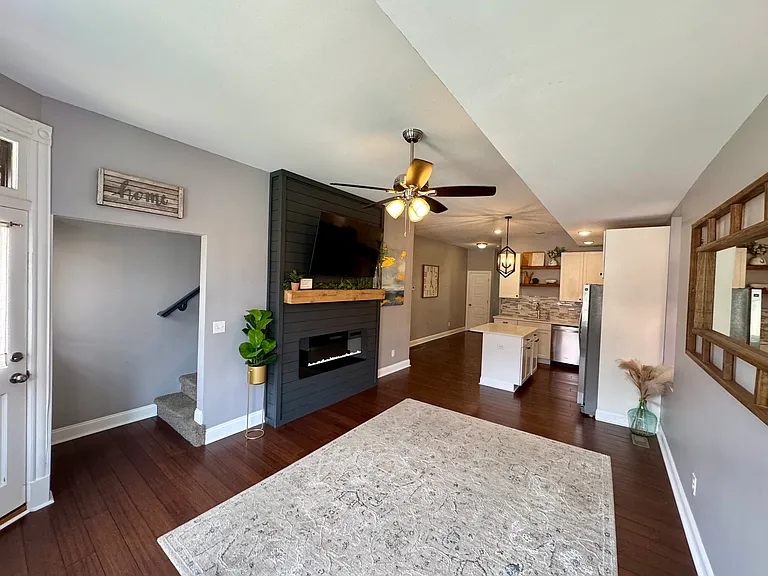 2732 Accomac St — Photo 8