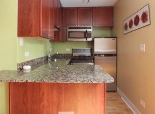625 W Wrightwood Ave APT 418, Chicago, IL 60614