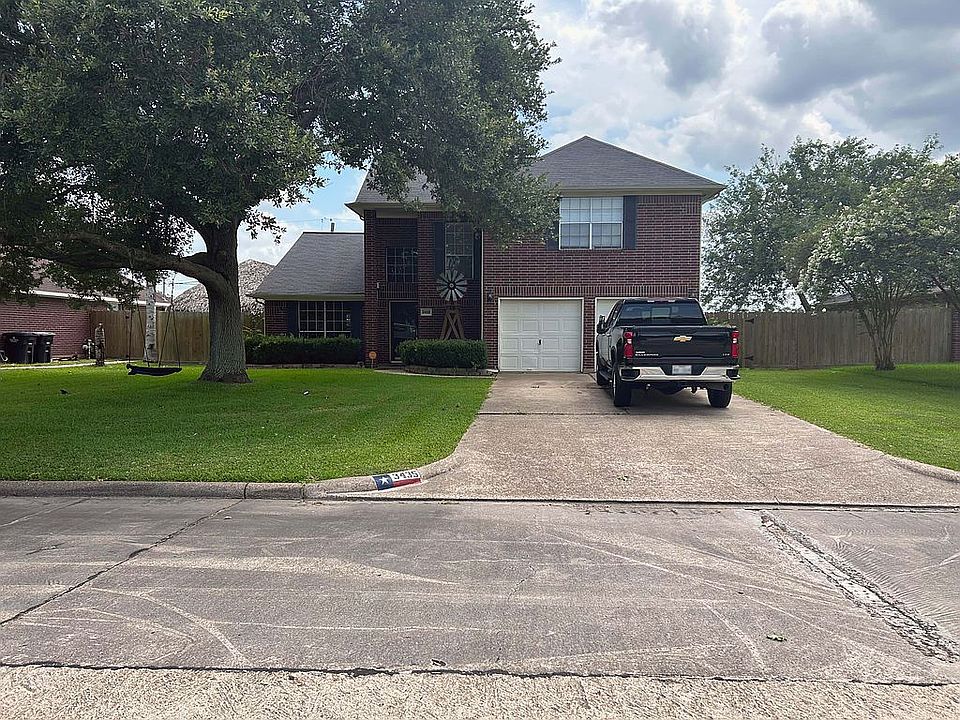 1st image of 3435 Van Ness Dr