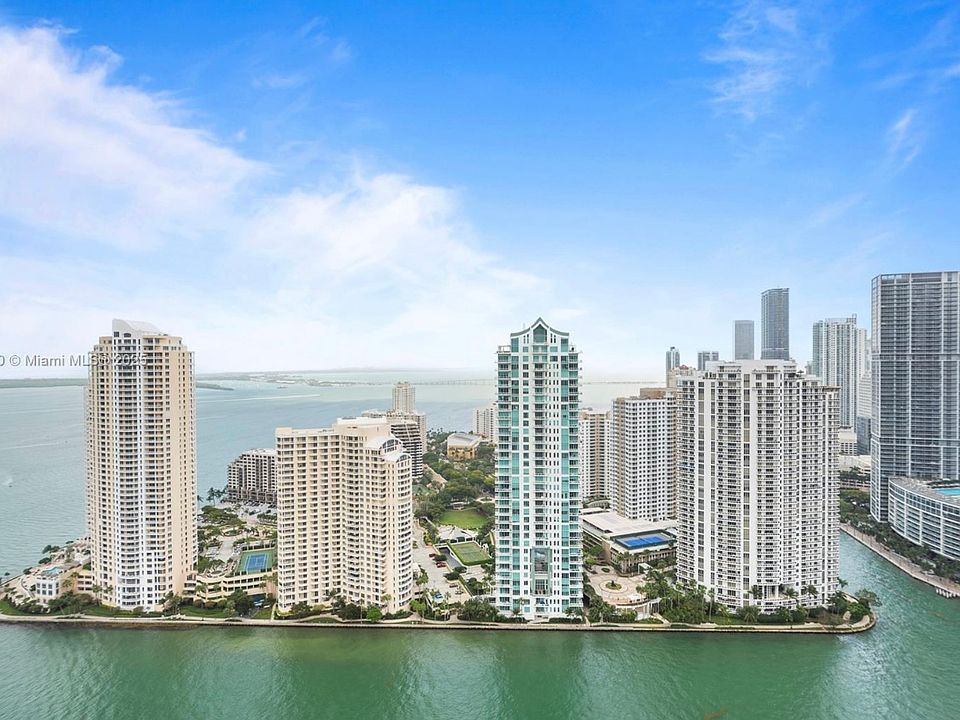 1st image of 335 Biscayne Blvd #Uph-01