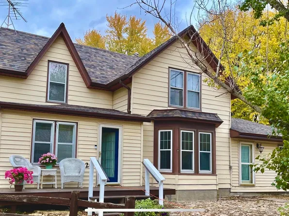 624 Borst St, Sheffield, IA 50475