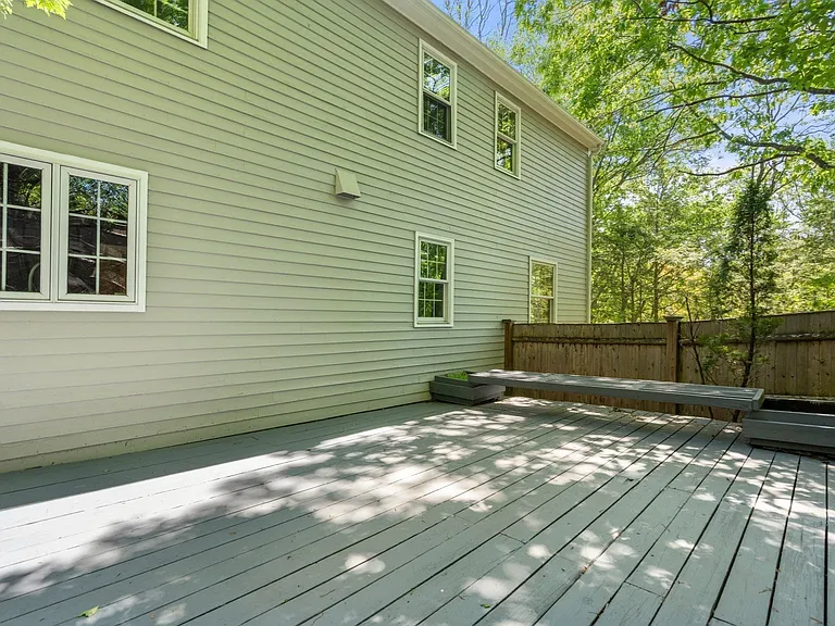 141 Westgate Rd — Photo 33