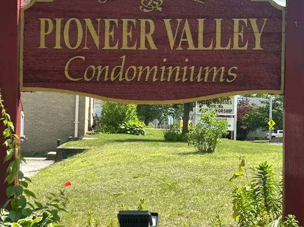 80 Colonial Cir Unit C, Chicopee, MA 01020