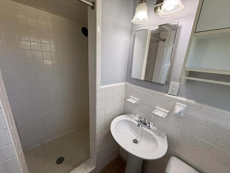 1204 S 7th St — Photo 20