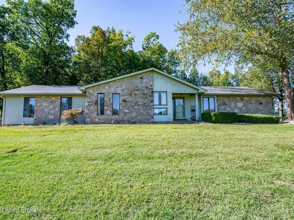 102 Thicket Ct, Radcliff, KY 40160