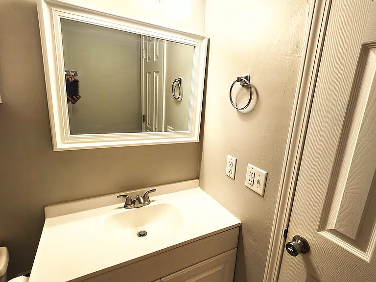 New bathroom vanity