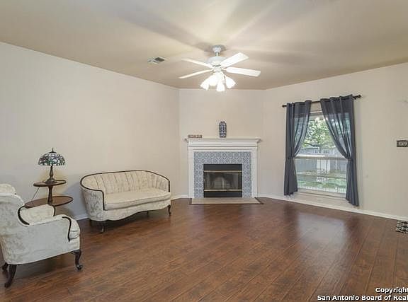 4th image of 7027 Andtree Blvd