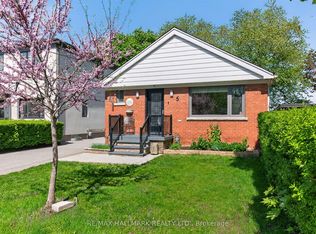 5 Elmont Dr, Toronto, ON M4B 2L9
