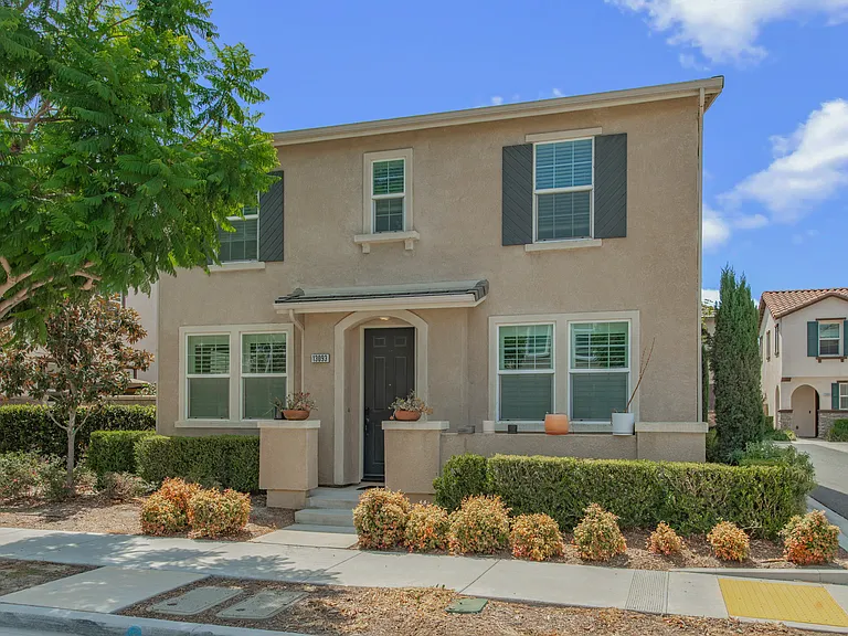 13093 Sugarloaf Dr — Photo 2