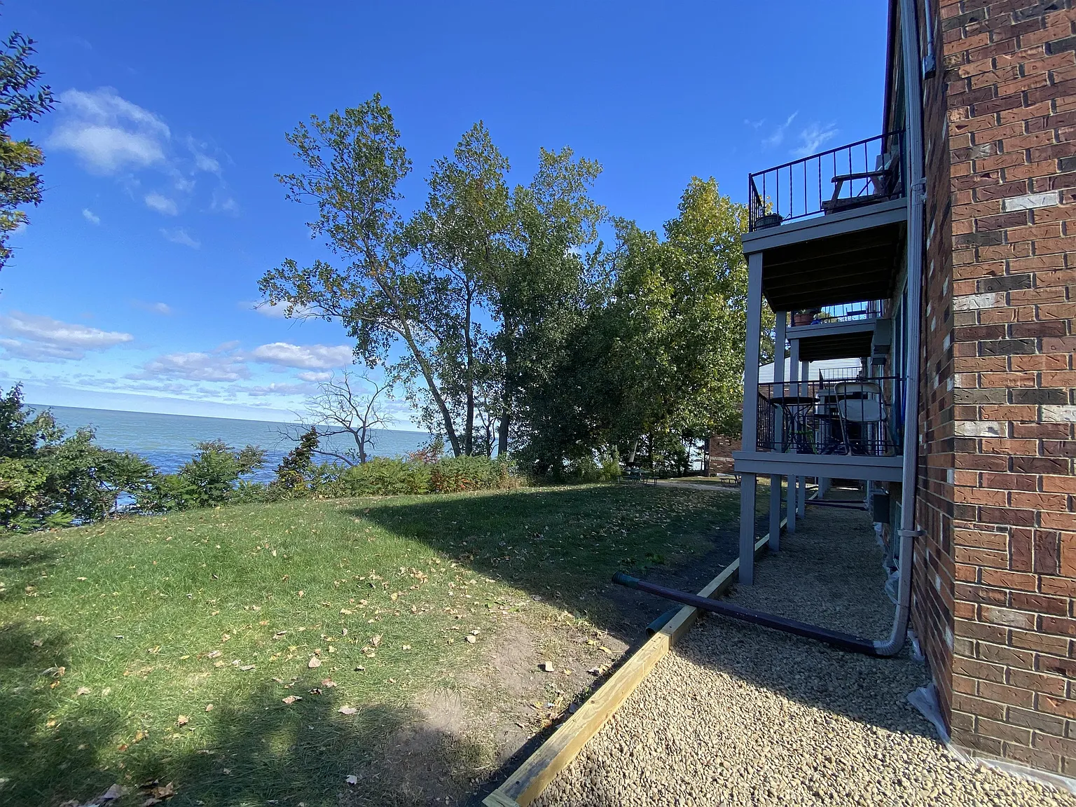 4008 W Erie Ave — Photo 4