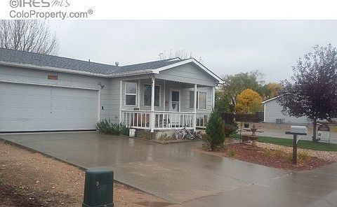 2nd image of 2440 Cedar Ave