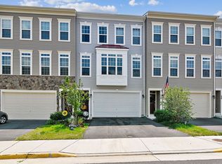 216 Apsley Ter, Purcellville, VA 20132