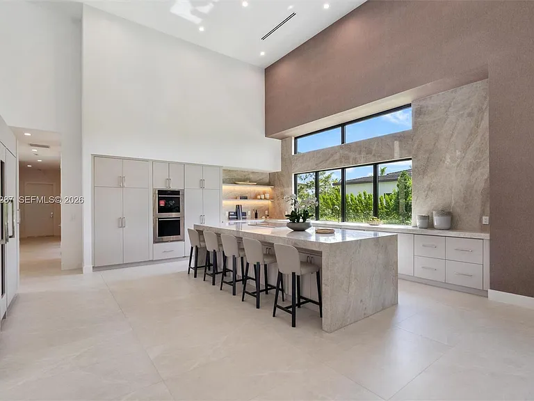 14930 SW 16th Ct — Photo 10