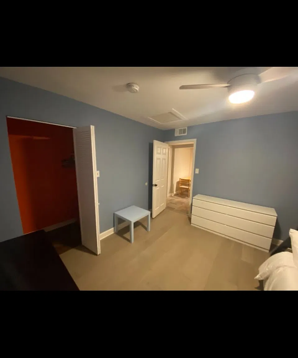 2 bed, 950 sqft, $1,000 — Photo 4