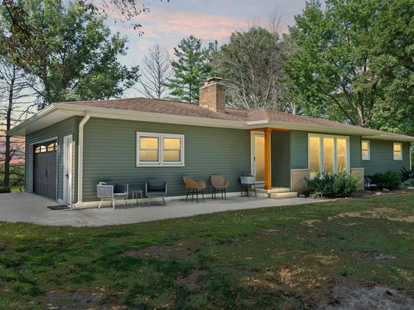 12112 Jubilee Rd, La Porte City, IA 50651