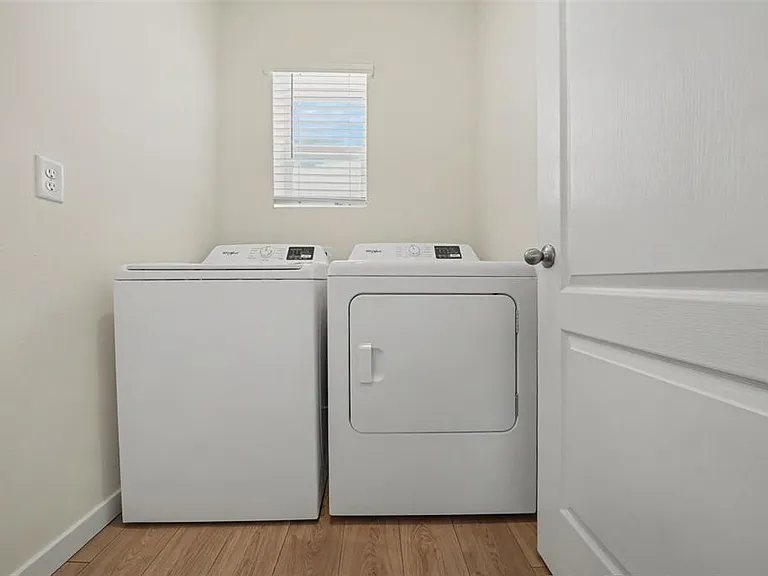 3408 Spineywood Dr — Photo 10