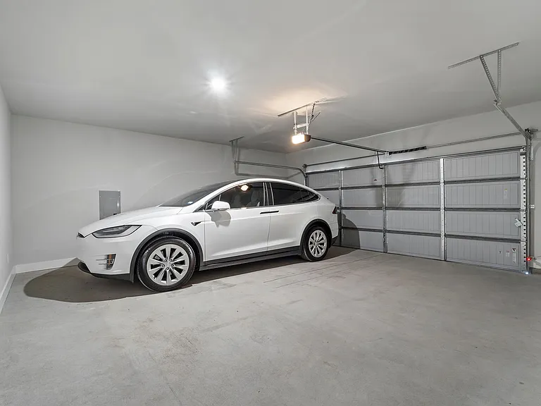 Garage Garage