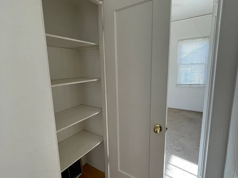 1229 Sacramento St #4 — Photo 20