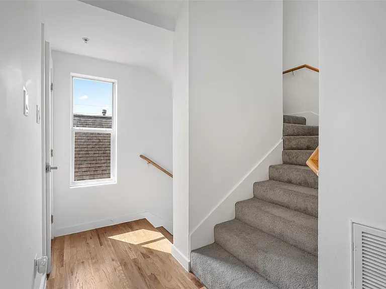 5712 Winsome Ln #5 — Photo 29