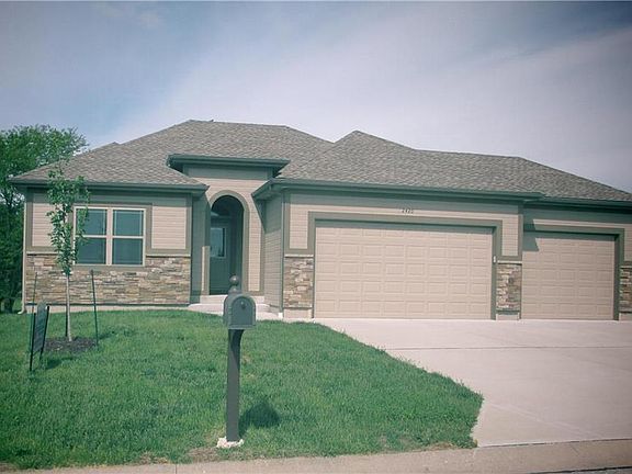 2nd image of 2420 Dry Creek Dr