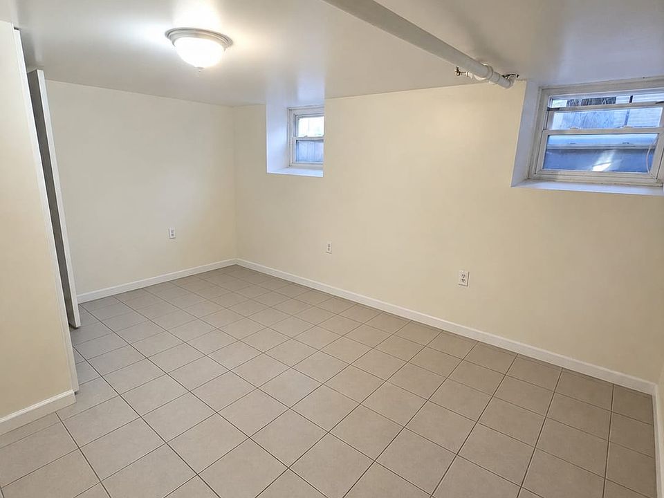 1st image of 354 Rutland Rd #1G