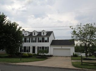 584 Jarvis Rd, Akron, OH 44319