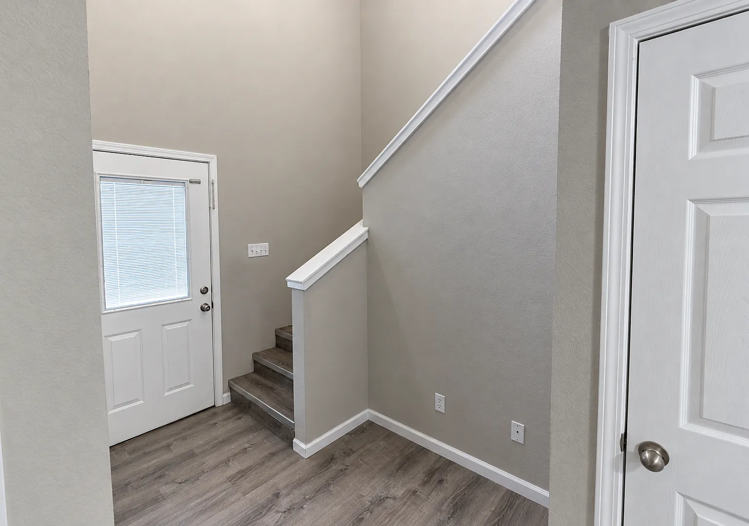 4 Bedroom NewTown Condo — Photo 3