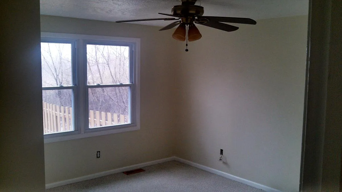 3 bed, 1400 sqft, $2,000 — Photo 3