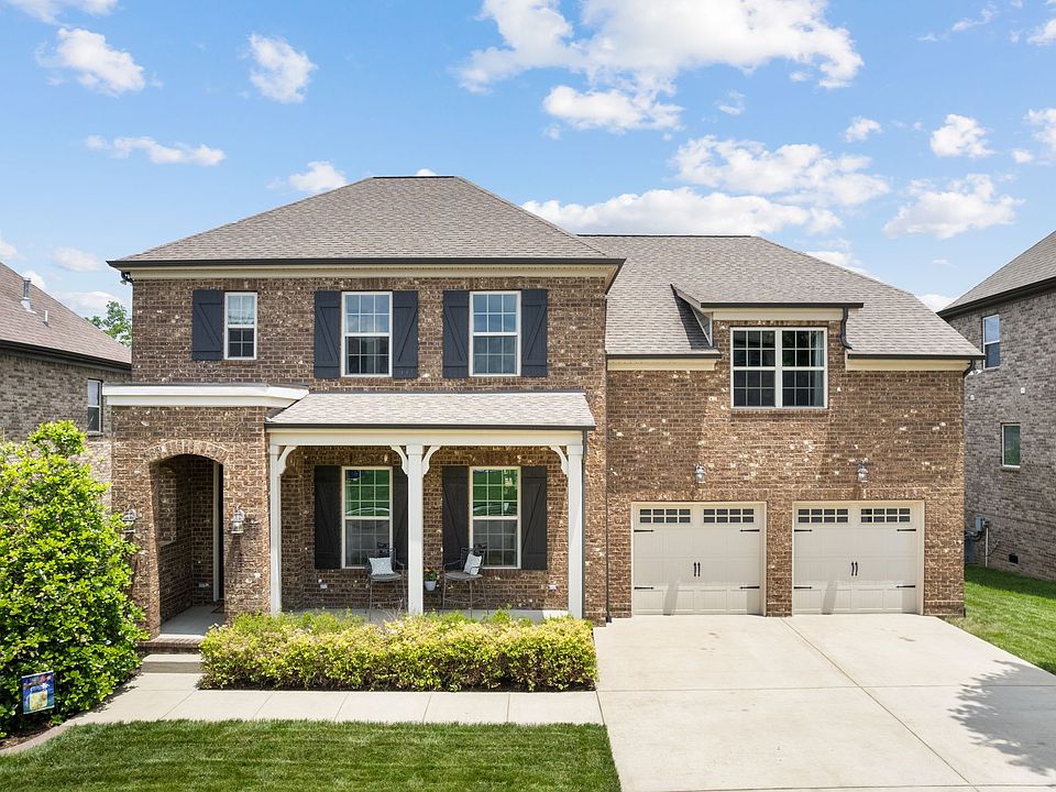 1st image of 2682 Paddock Park Dr
