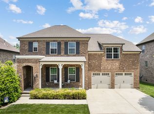2682 Paddock Park Dr, Thompsons Station, TN 37179