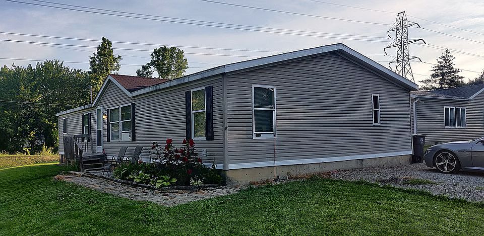 1st image of 4022 Westbury Dr