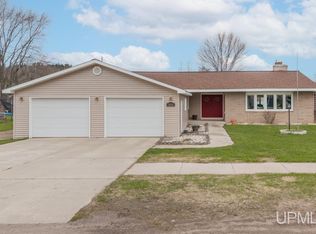 3630 Lincoln Ave, Quinnesec, MI 49876