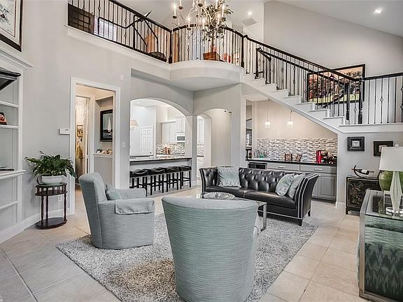 4th image of 3701 Milano Ln