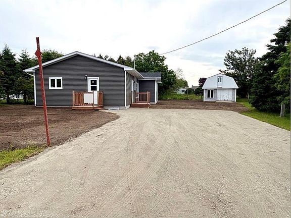 2nd image of 4 Doucette's Lane
