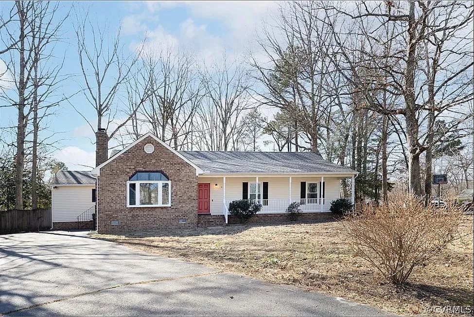 7209 Apple Orchard Rd — Photo 1