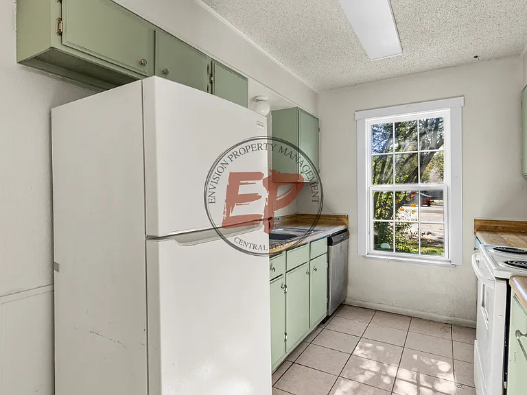 3627 Colcord Ave — Photo 5