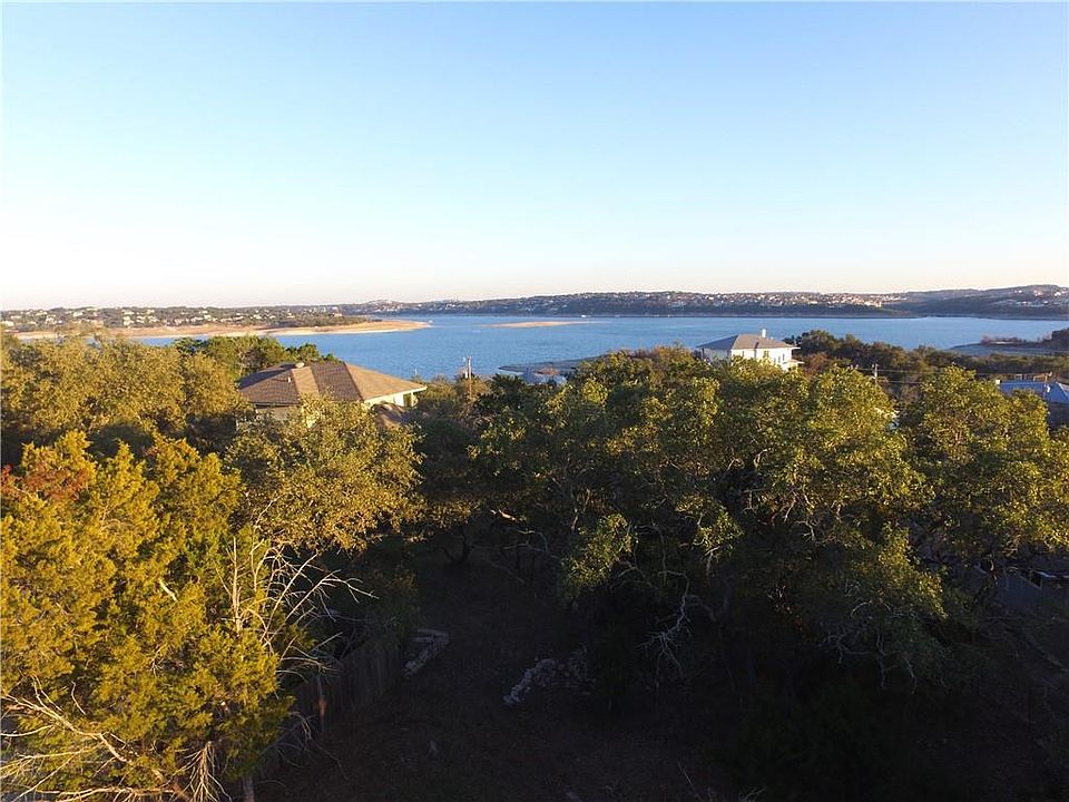 2nd image of 1001 Windy Shores Loop