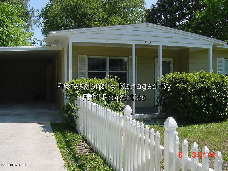 1st image of 822 7th Ave N