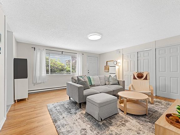 5th image of 4904 SW Franklin Ave APT 2