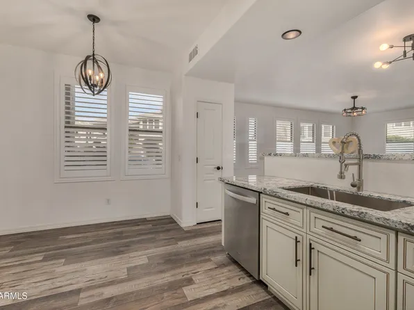 15221 N CLUBGATE Drive #1110, Scottsdale, AZ 85254