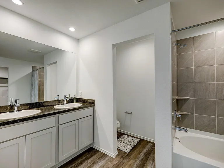 5314 Castlebury Meadows Dr — Photo 12